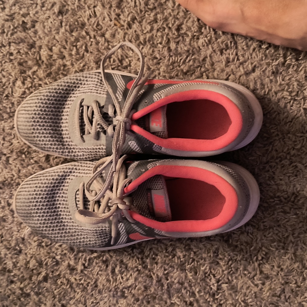 Nike Revolution 4 Pink and Gray